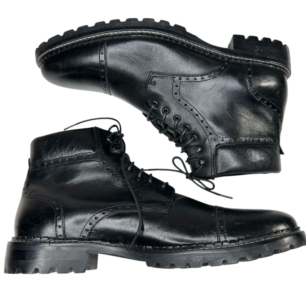 Johnston & Murphy Garrison Black Leather Brogue Cap Toe Boot. Sz: 10